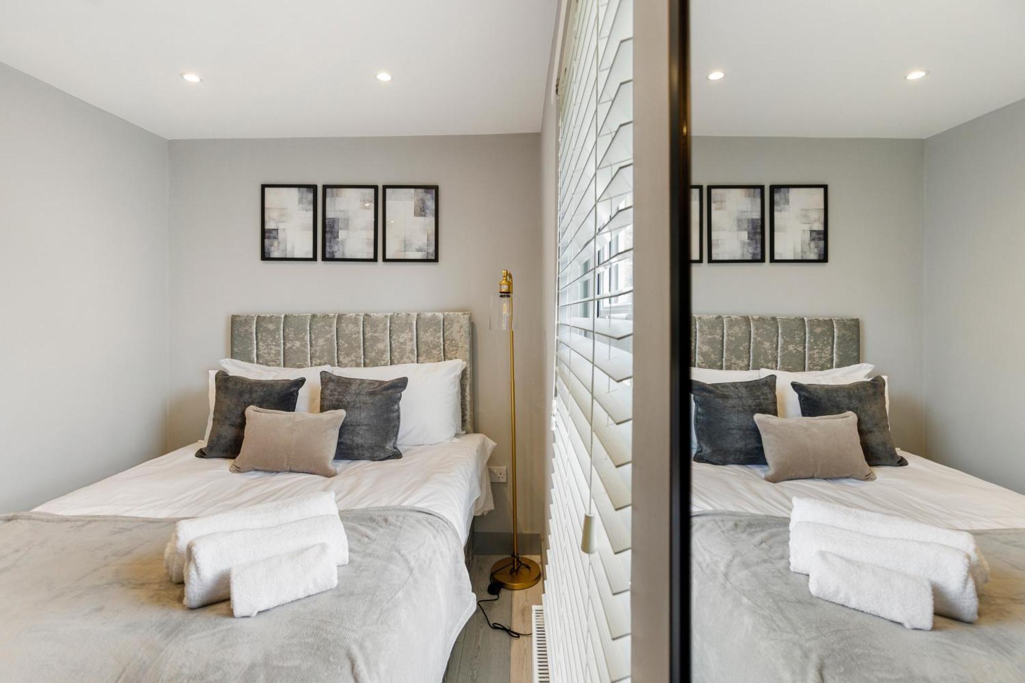 Wembley Luxury 3 Bedroom Лондон Екстериор снимка