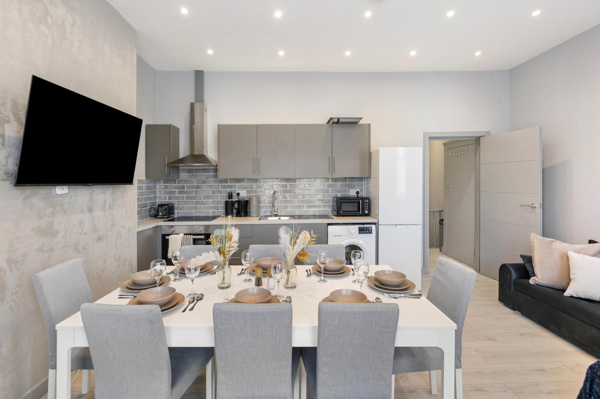 Wembley Luxury 3 Bedroom Лондон Екстериор снимка